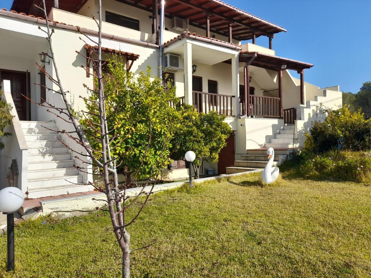 Apartments Giannis Metamorfosi  Exterior foto